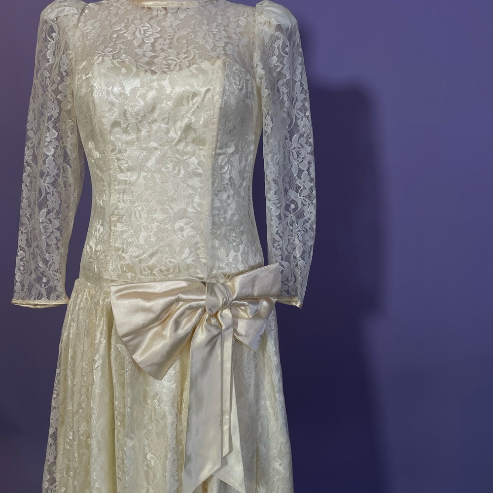 Vintage 80s lace puff sleeve drop waist wedding dress